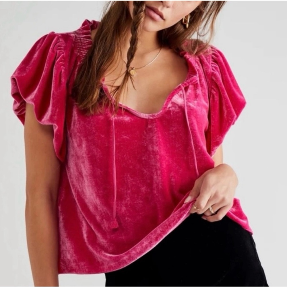 FREE PEOPLE Terese Hot Pink Velvet Short Sleeved Cropped Shirt